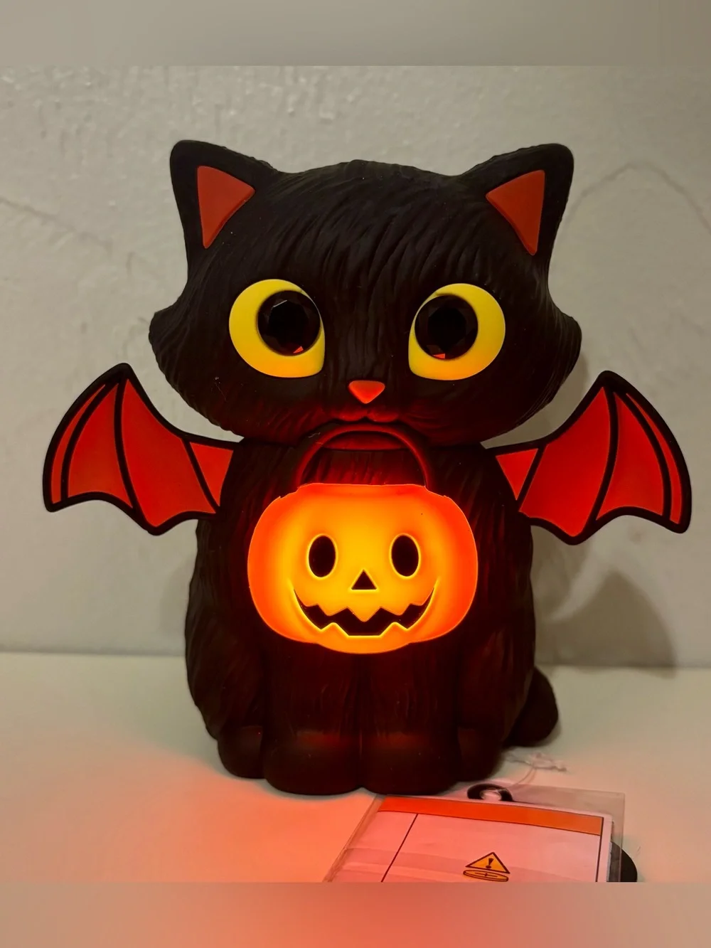 N/A features spooky